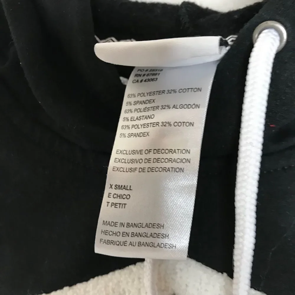 ‎Umbro black logo cropped sweatshirt